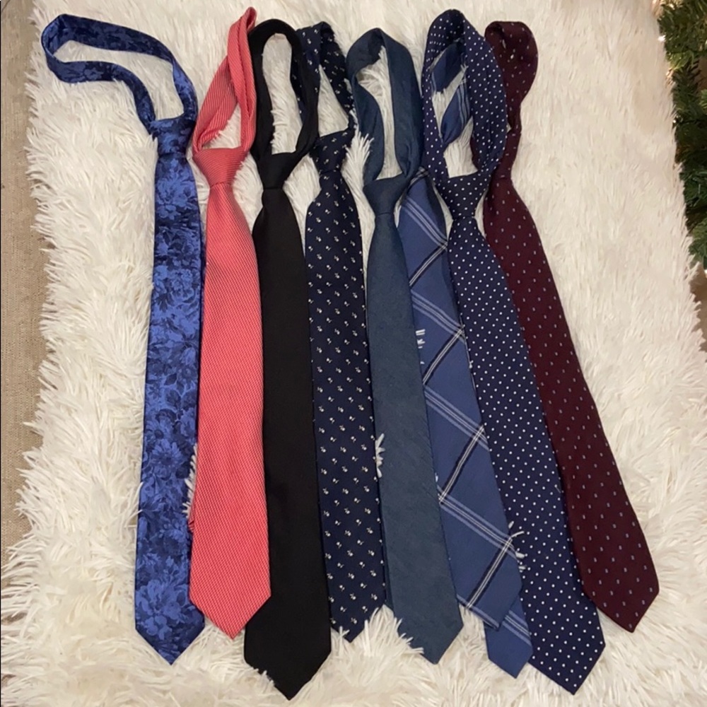Bundle of gently used ties!